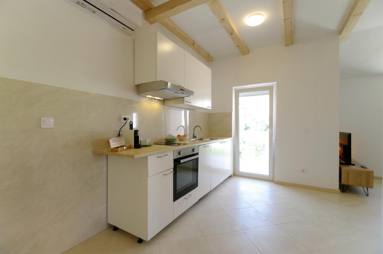 Apartmani Porat Sali Dış mekan fotoğraf